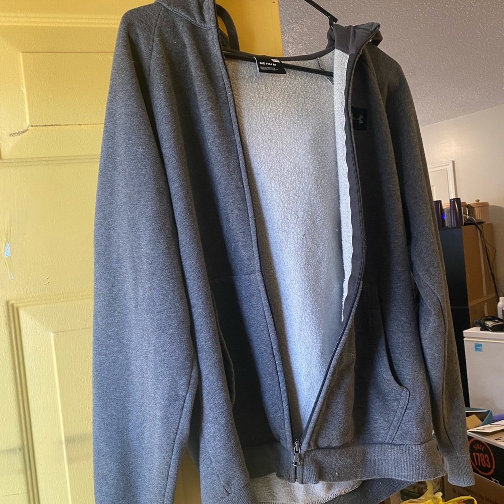 Under Armour hoodie. Men’s medium new.  Without tags.
